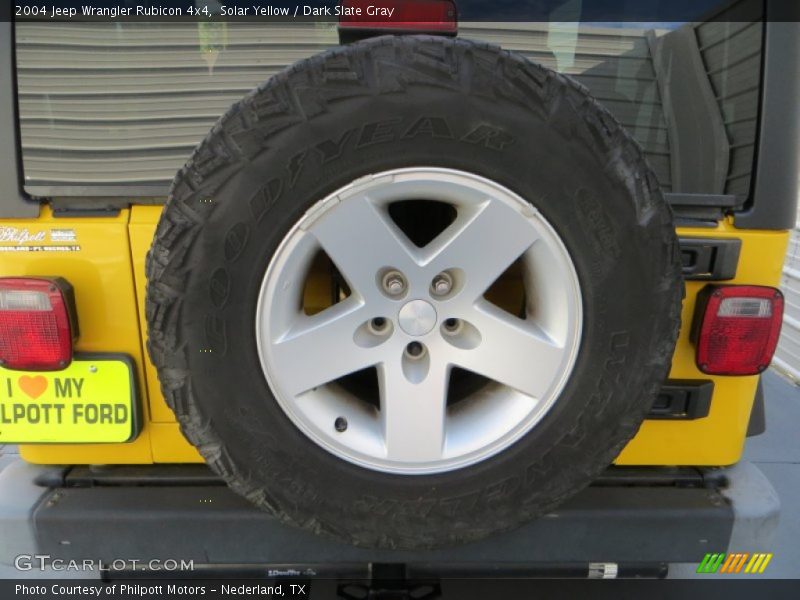Solar Yellow / Dark Slate Gray 2004 Jeep Wrangler Rubicon 4x4