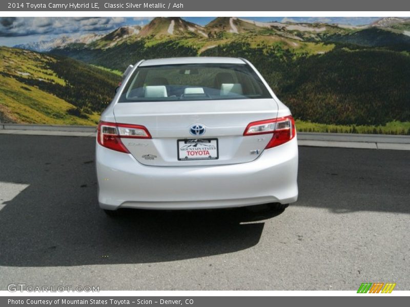 Classic Silver Metallic / Ash 2014 Toyota Camry Hybrid LE