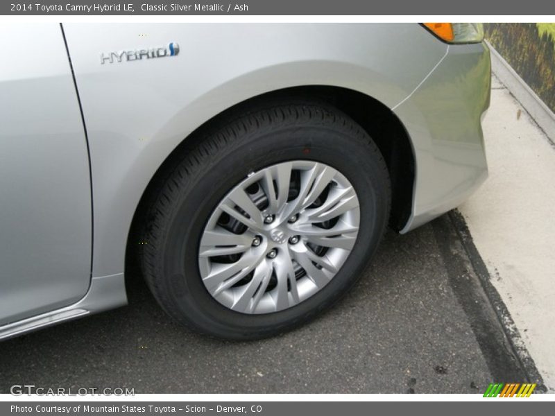 Classic Silver Metallic / Ash 2014 Toyota Camry Hybrid LE