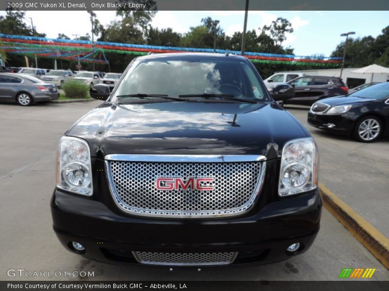 Onyx Black / Ebony 2009 GMC Yukon XL Denali