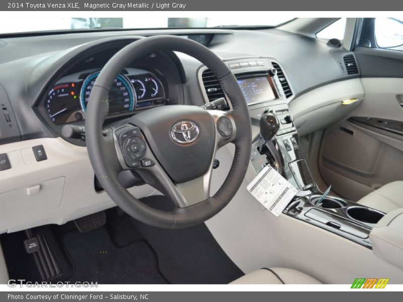 Magnetic Gray Metallic / Light Gray 2014 Toyota Venza XLE