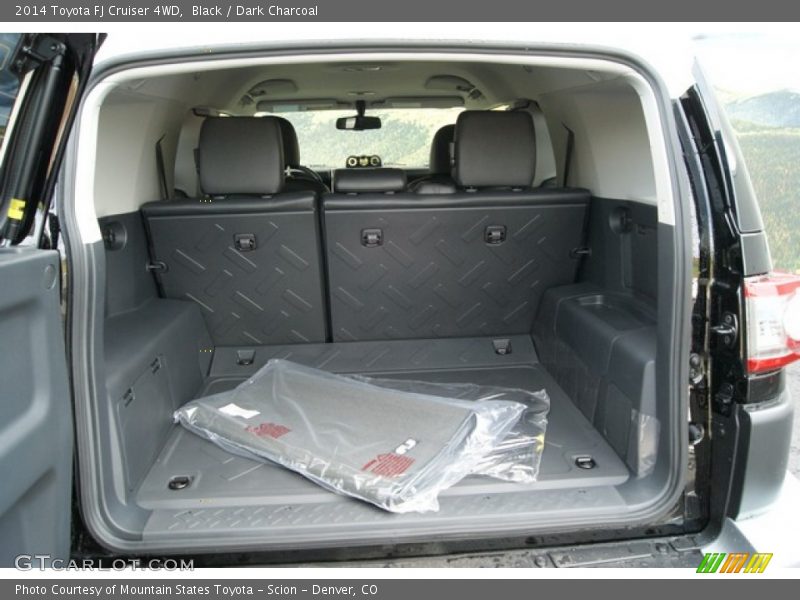  2014 FJ Cruiser 4WD Trunk