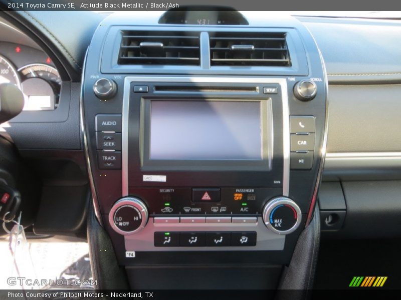 Attitude Black Metallic / Black/Ash 2014 Toyota Camry SE
