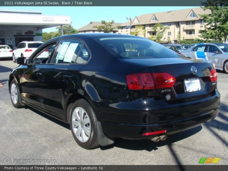 Black / Titan Black 2011 Volkswagen Jetta SE Sedan