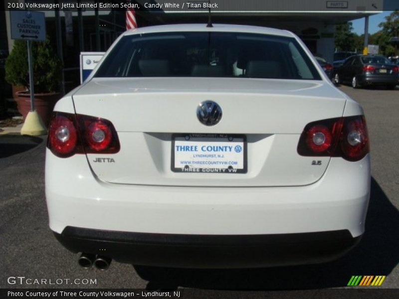 Candy White / Titan Black 2010 Volkswagen Jetta Limited Edition Sedan