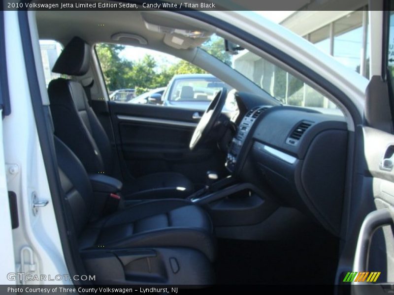 Candy White / Titan Black 2010 Volkswagen Jetta Limited Edition Sedan