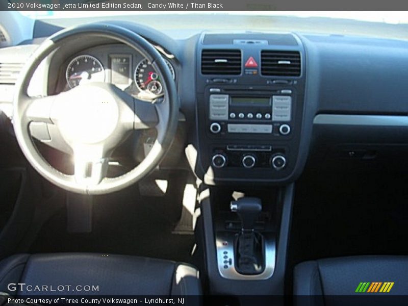 Candy White / Titan Black 2010 Volkswagen Jetta Limited Edition Sedan