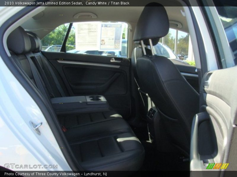 Candy White / Titan Black 2010 Volkswagen Jetta Limited Edition Sedan
