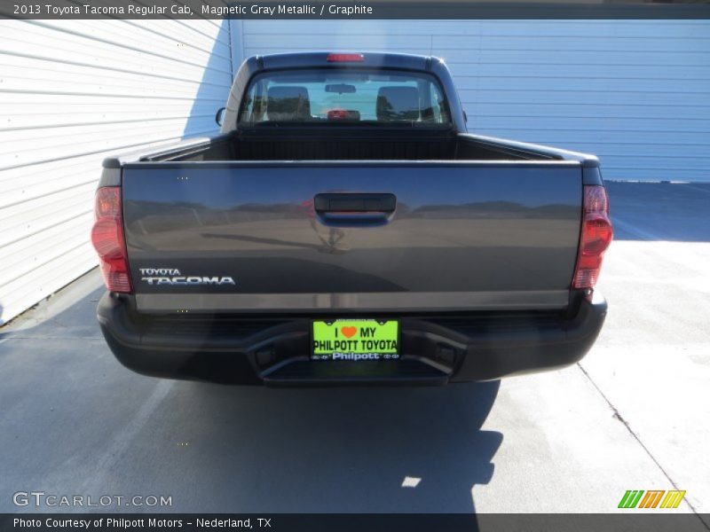 Magnetic Gray Metallic / Graphite 2013 Toyota Tacoma Regular Cab