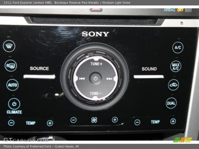 Bordeaux Reserve Red Metallic / Medium Light Stone 2011 Ford Explorer Limited 4WD