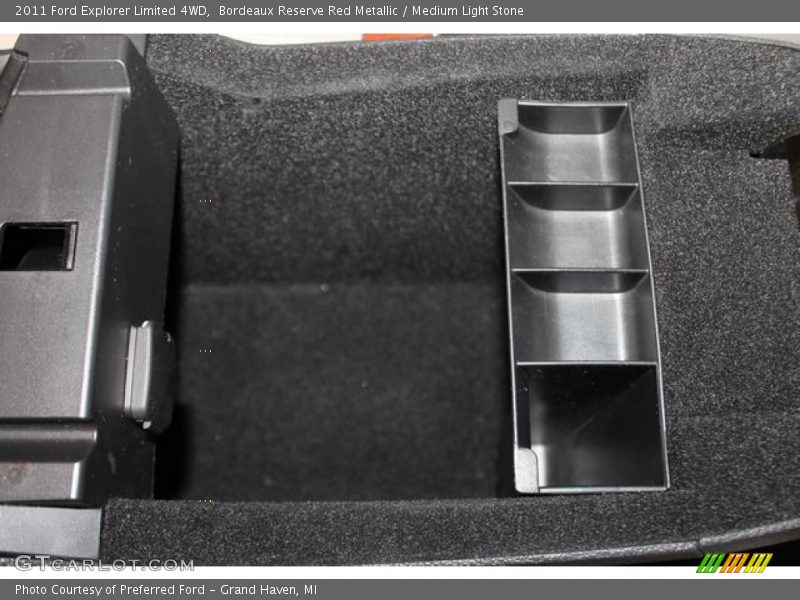 Bordeaux Reserve Red Metallic / Medium Light Stone 2011 Ford Explorer Limited 4WD