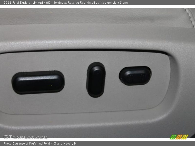 Bordeaux Reserve Red Metallic / Medium Light Stone 2011 Ford Explorer Limited 4WD