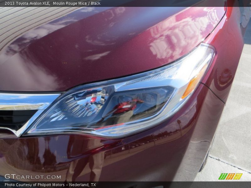 Moulin Rouge Mica / Black 2013 Toyota Avalon XLE