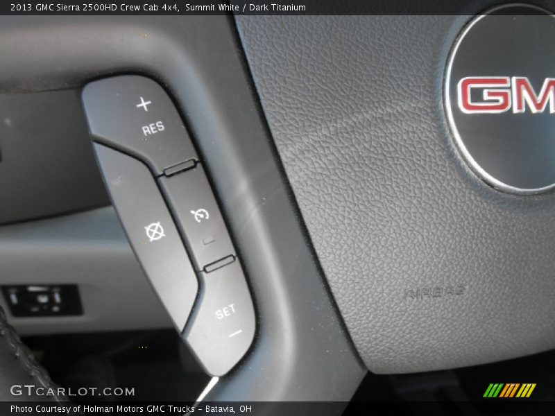 Summit White / Dark Titanium 2013 GMC Sierra 2500HD Crew Cab 4x4