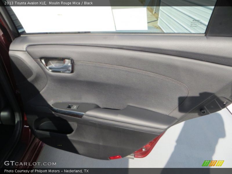 Moulin Rouge Mica / Black 2013 Toyota Avalon XLE