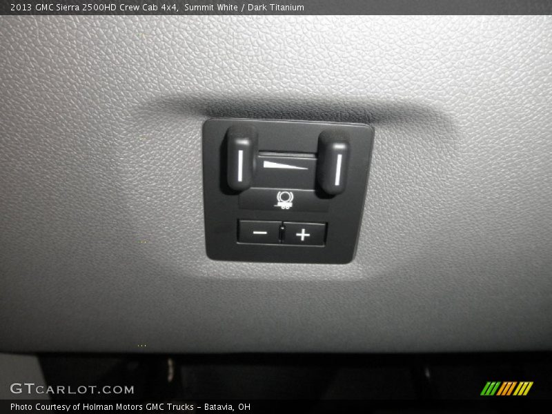 Summit White / Dark Titanium 2013 GMC Sierra 2500HD Crew Cab 4x4