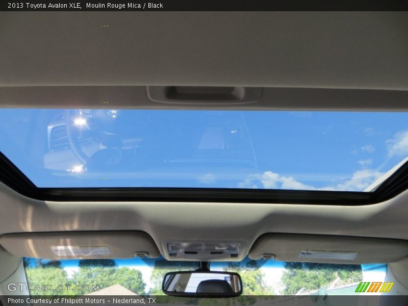 Moulin Rouge Mica / Black 2013 Toyota Avalon XLE