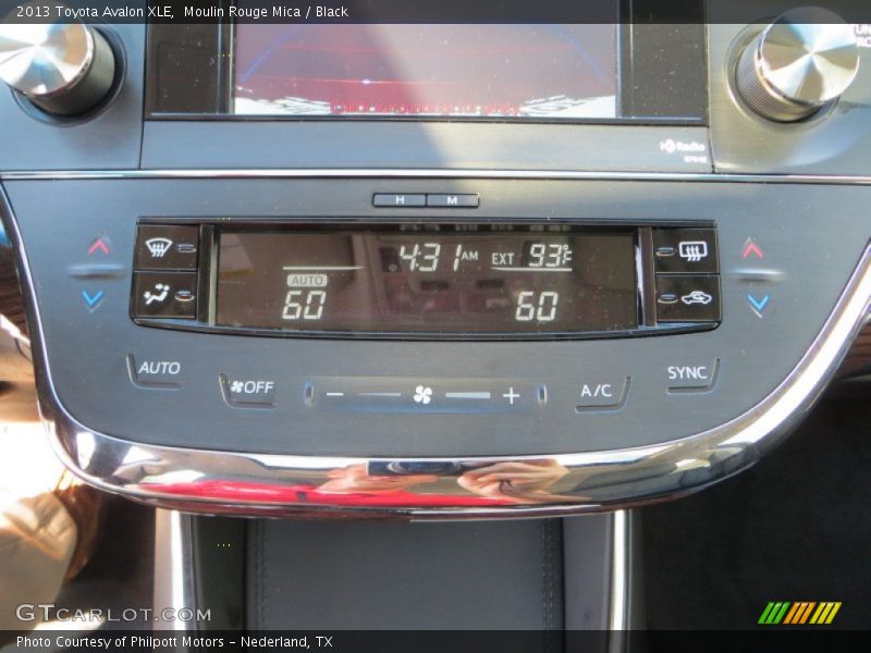 Moulin Rouge Mica / Black 2013 Toyota Avalon XLE