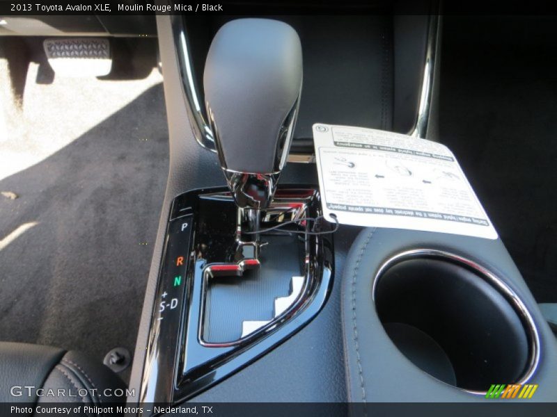 Moulin Rouge Mica / Black 2013 Toyota Avalon XLE