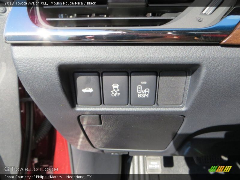 Moulin Rouge Mica / Black 2013 Toyota Avalon XLE