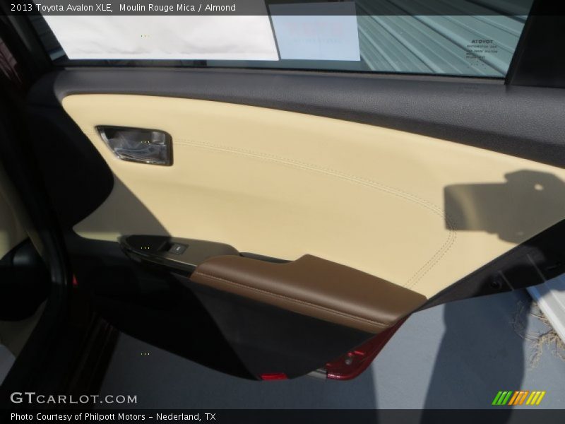 Moulin Rouge Mica / Almond 2013 Toyota Avalon XLE