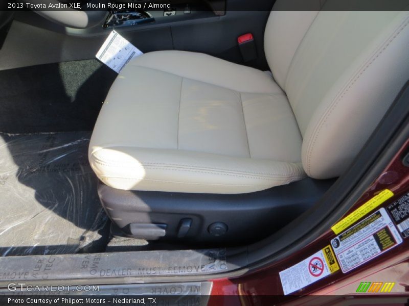 Moulin Rouge Mica / Almond 2013 Toyota Avalon XLE