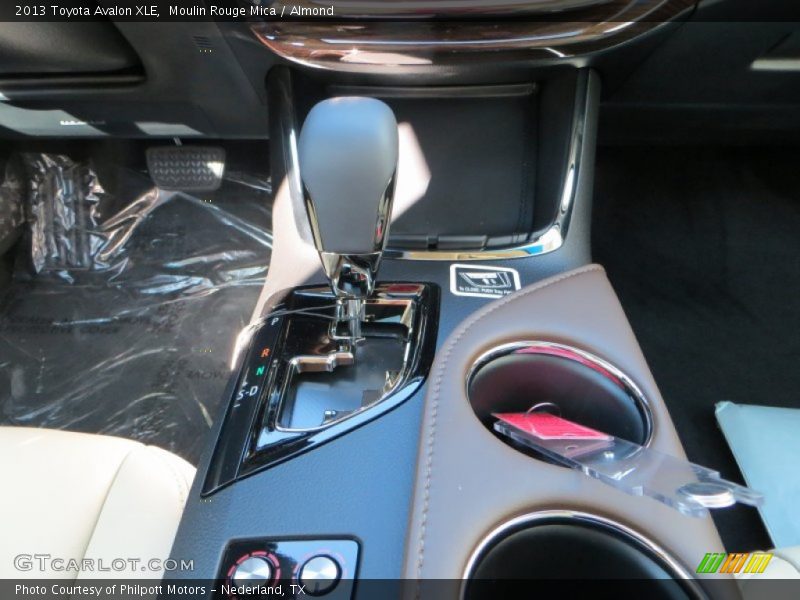 Moulin Rouge Mica / Almond 2013 Toyota Avalon XLE