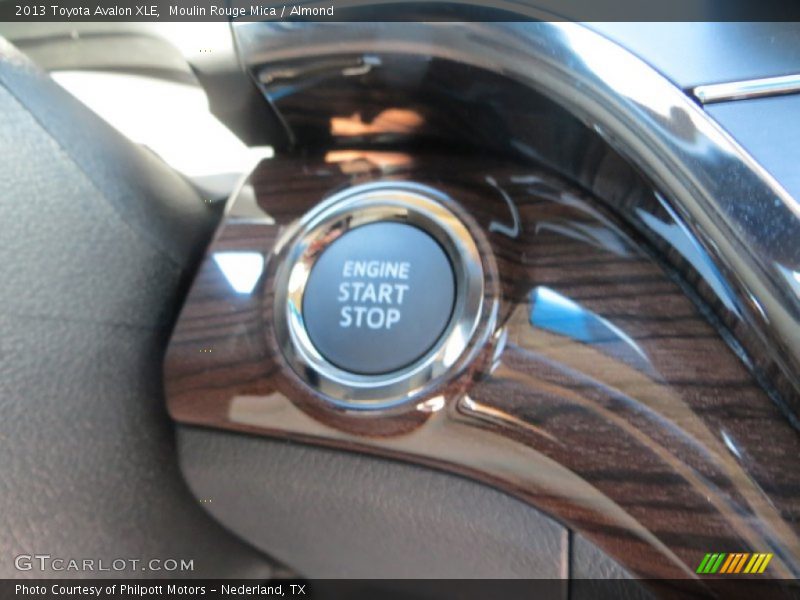 Moulin Rouge Mica / Almond 2013 Toyota Avalon XLE