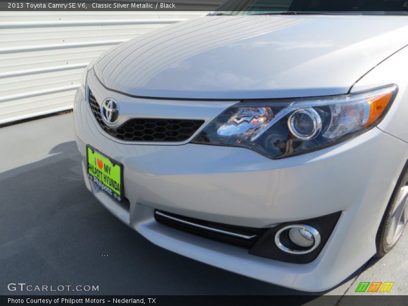 Classic Silver Metallic / Black 2013 Toyota Camry SE V6