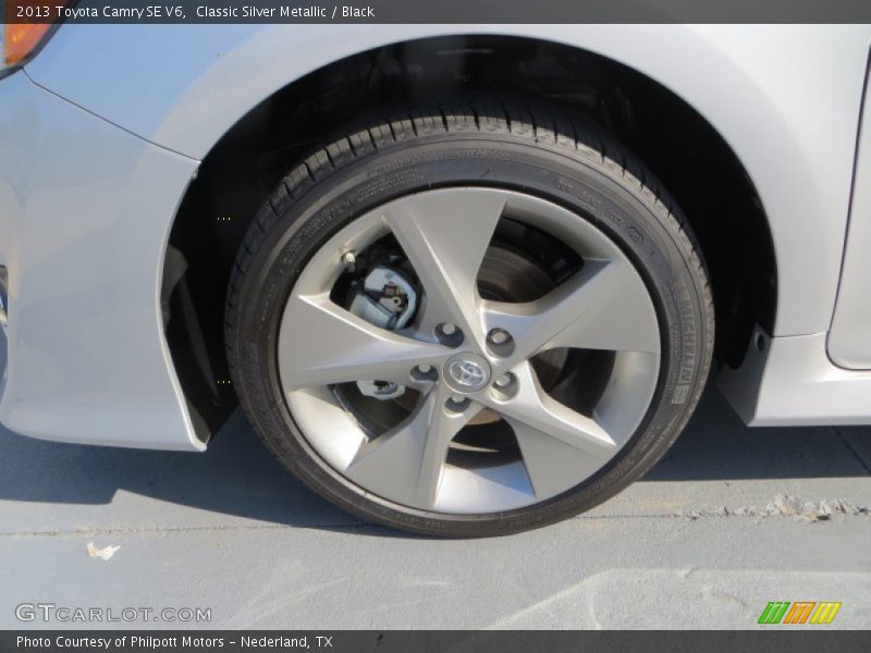 Classic Silver Metallic / Black 2013 Toyota Camry SE V6