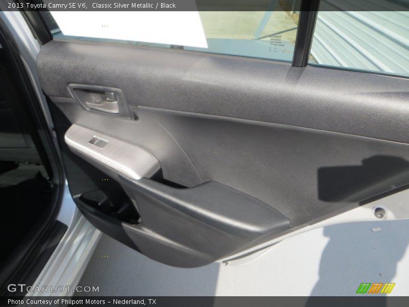 Classic Silver Metallic / Black 2013 Toyota Camry SE V6
