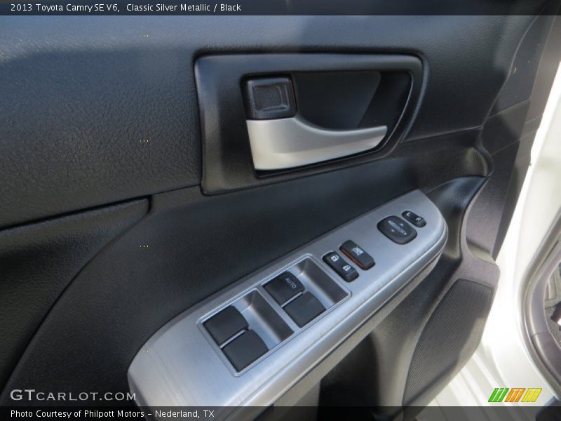 Classic Silver Metallic / Black 2013 Toyota Camry SE V6