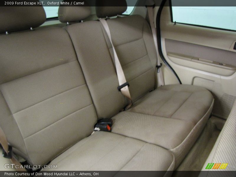 Oxford White / Camel 2009 Ford Escape XLT