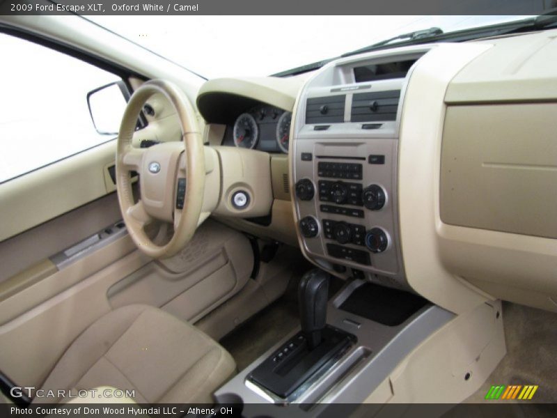 Oxford White / Camel 2009 Ford Escape XLT