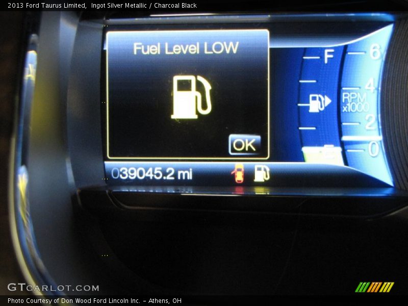 Ingot Silver Metallic / Charcoal Black 2013 Ford Taurus Limited