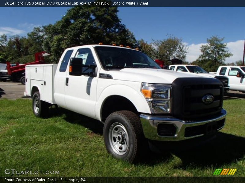 Front 3/4 View of 2014 F350 Super Duty XL SuperCab 4x4 Utility Truck
