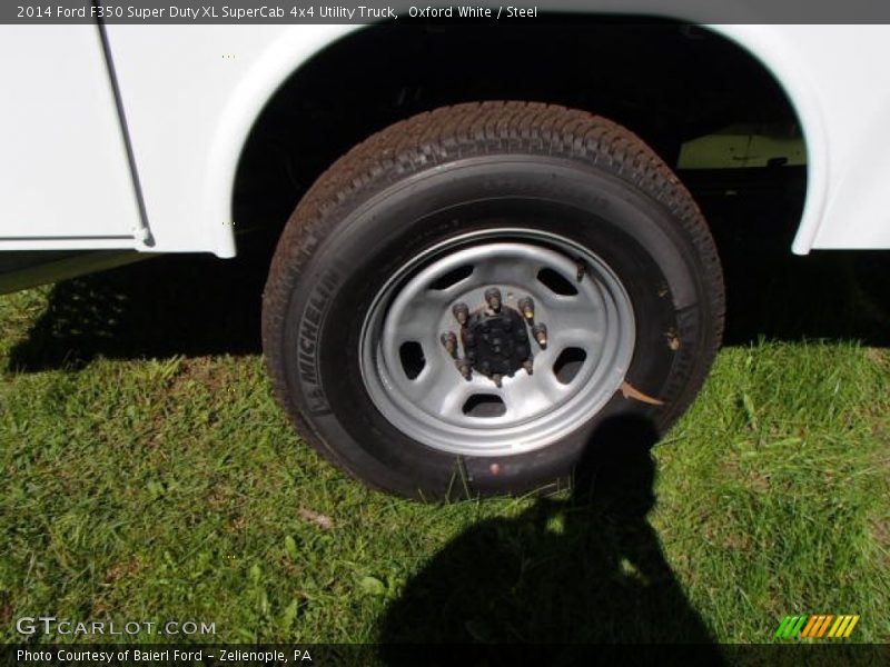  2014 F350 Super Duty XL SuperCab 4x4 Utility Truck Wheel