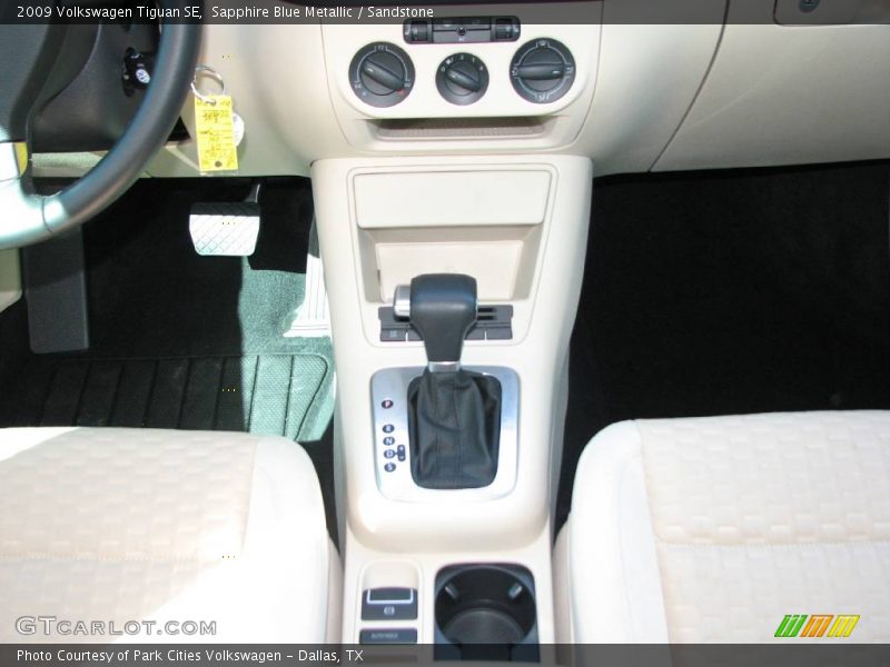Sapphire Blue Metallic / Sandstone 2009 Volkswagen Tiguan SE