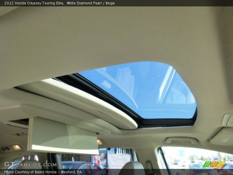 Sunroof of 2012 Odyssey Touring Elite