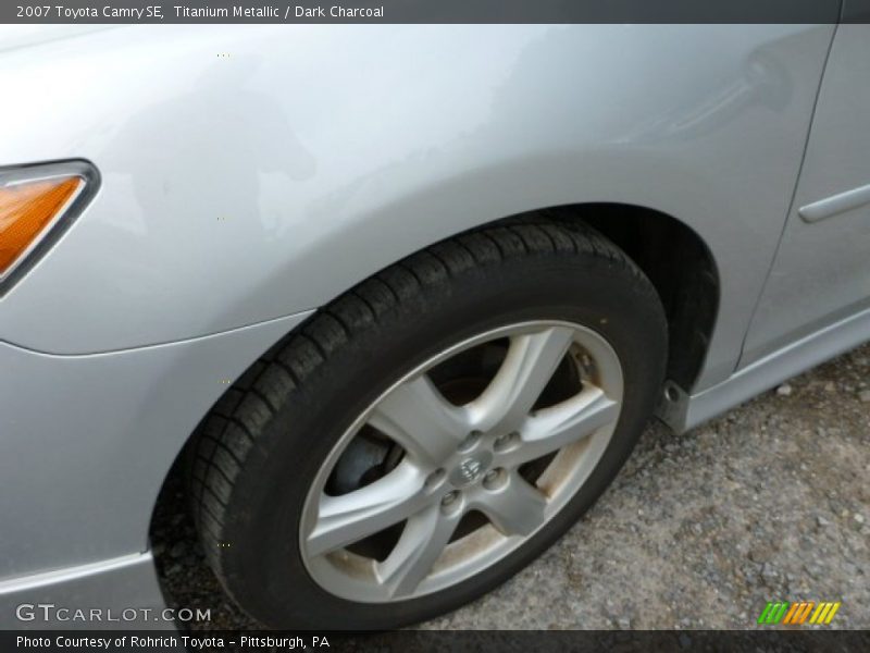 Titanium Metallic / Dark Charcoal 2007 Toyota Camry SE