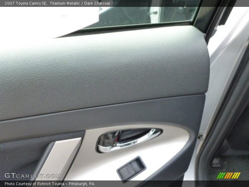 Titanium Metallic / Dark Charcoal 2007 Toyota Camry SE