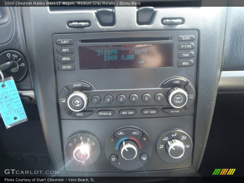 Controls of 2006 Malibu Maxx LT Wagon