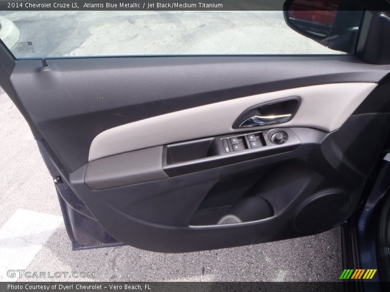 Atlantis Blue Metallic / Jet Black/Medium Titanium 2014 Chevrolet Cruze LS