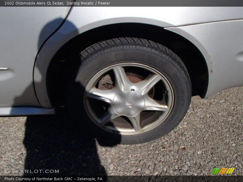 Sterling Metallic / Pewter 2002 Oldsmobile Alero GL Sedan