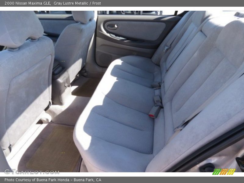Gray Lustre Metallic / Frost 2000 Nissan Maxima GLE