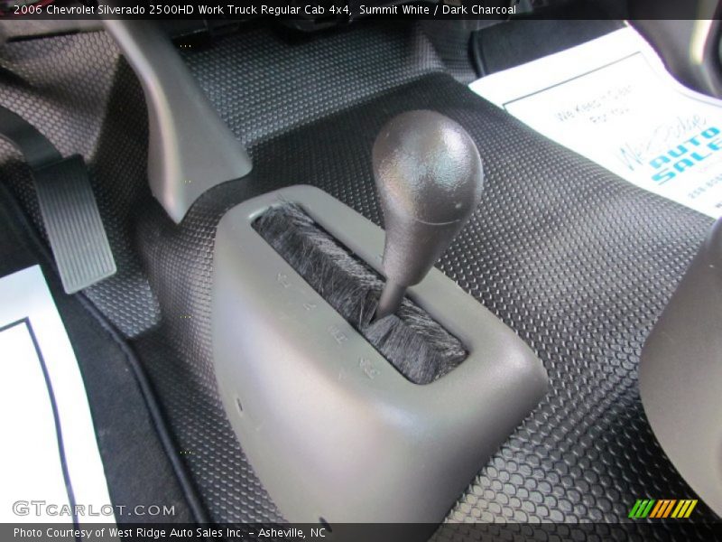 Summit White / Dark Charcoal 2006 Chevrolet Silverado 2500HD Work Truck Regular Cab 4x4
