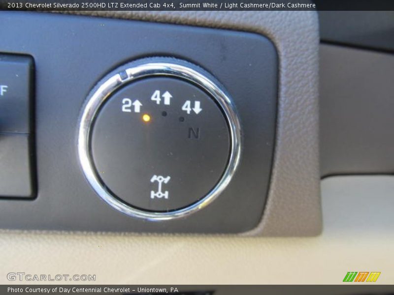 Summit White / Light Cashmere/Dark Cashmere 2013 Chevrolet Silverado 2500HD LTZ Extended Cab 4x4