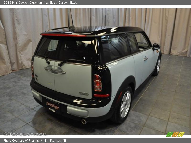 Ice Blue / Carbon Black 2013 Mini Cooper Clubman