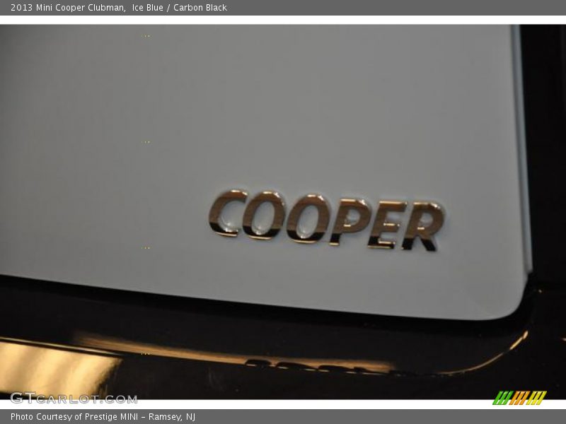 Ice Blue / Carbon Black 2013 Mini Cooper Clubman