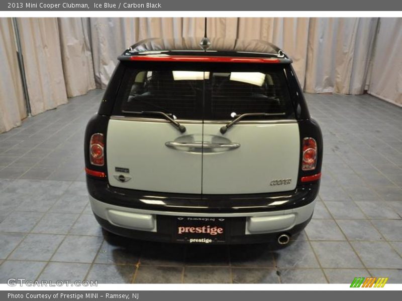 Ice Blue / Carbon Black 2013 Mini Cooper Clubman